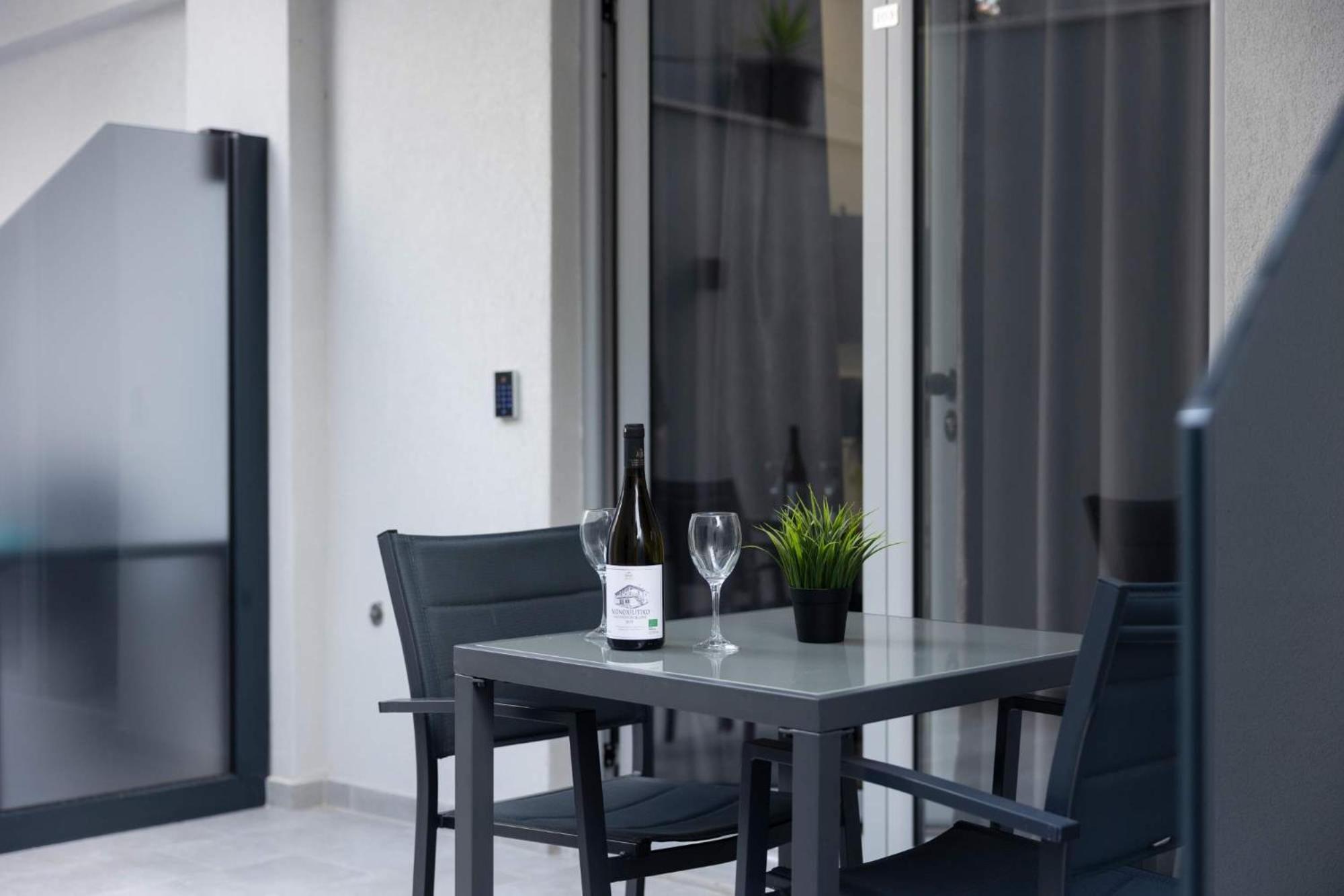 Avgerinos Apartments بوليخرونو المظهر الخارجي الصورة