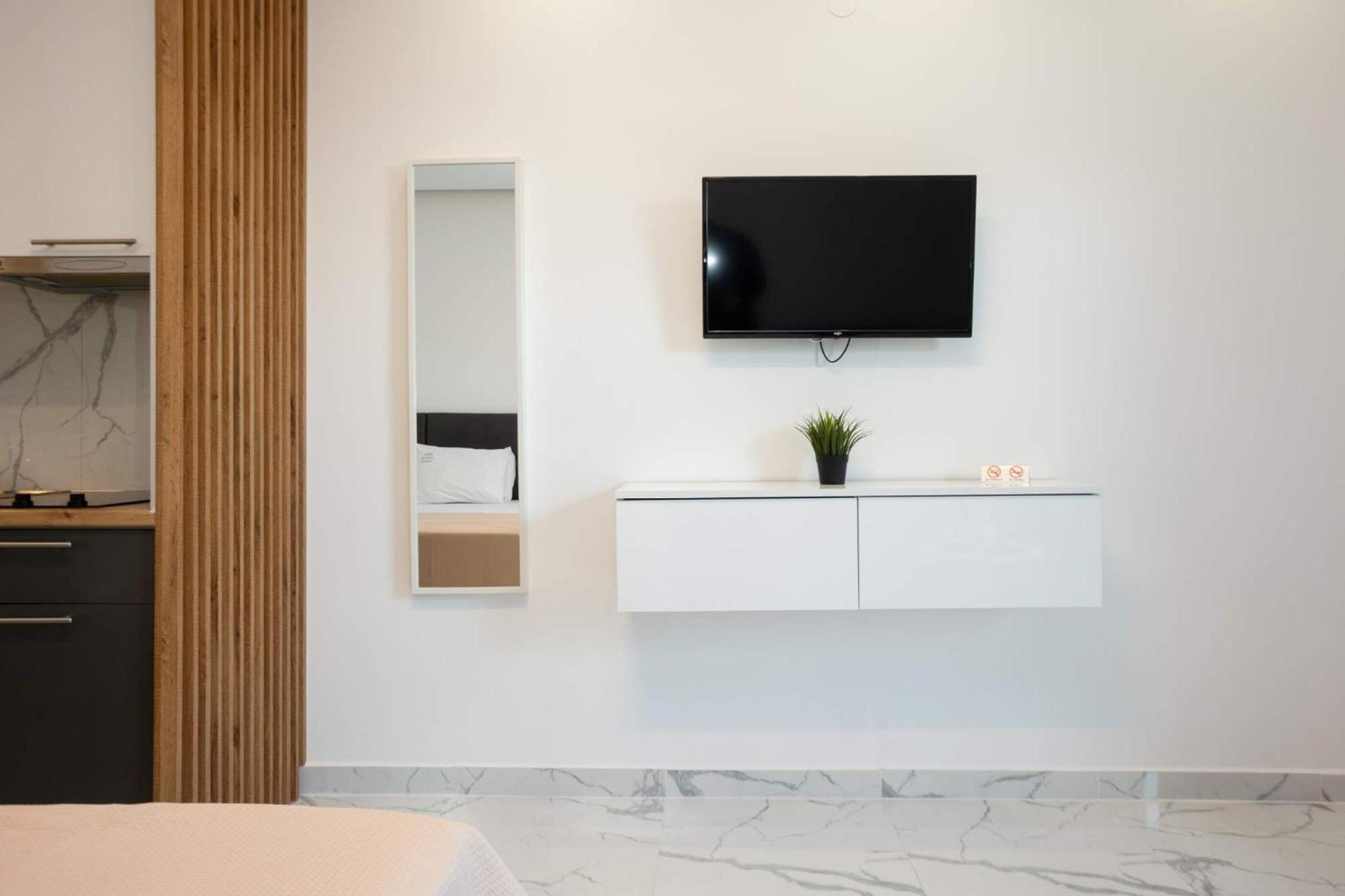 Avgerinos Apartments بوليخرونو المظهر الخارجي الصورة